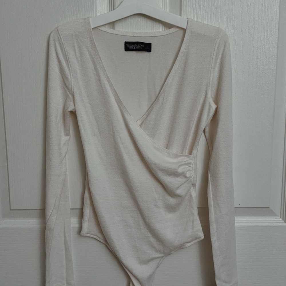 Abercrombie & Fitch Cream Long Sleeve Bodysuit